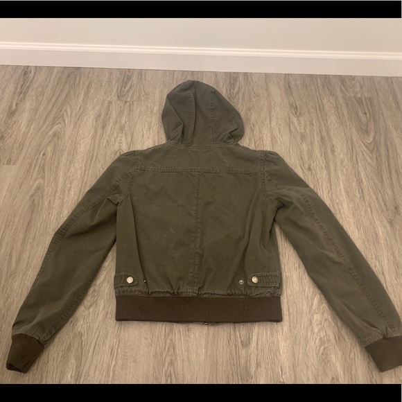 Jacket - Picture 4 of 4